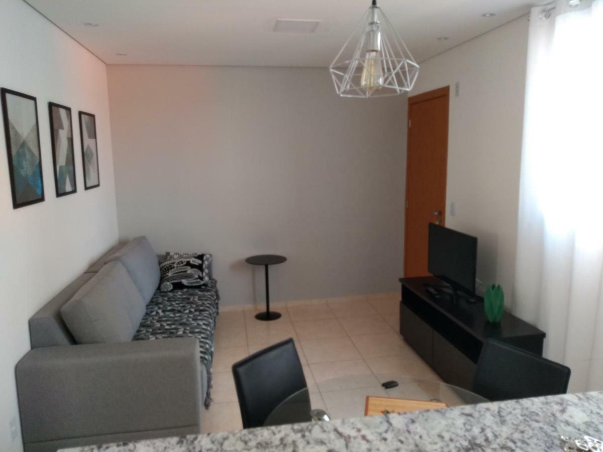 Residencial Apartment เบโลโอรีซอนชี ภายนอก รูปภาพ